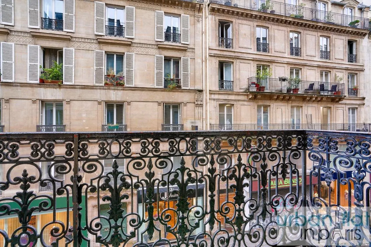 23 - Charming 3Bdr Parisian Apartment In Montorgueil 0*, Paris France