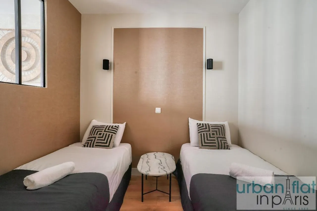 23 - Charming 3Bdr Parisian Apartment In Montorgueil  Paris